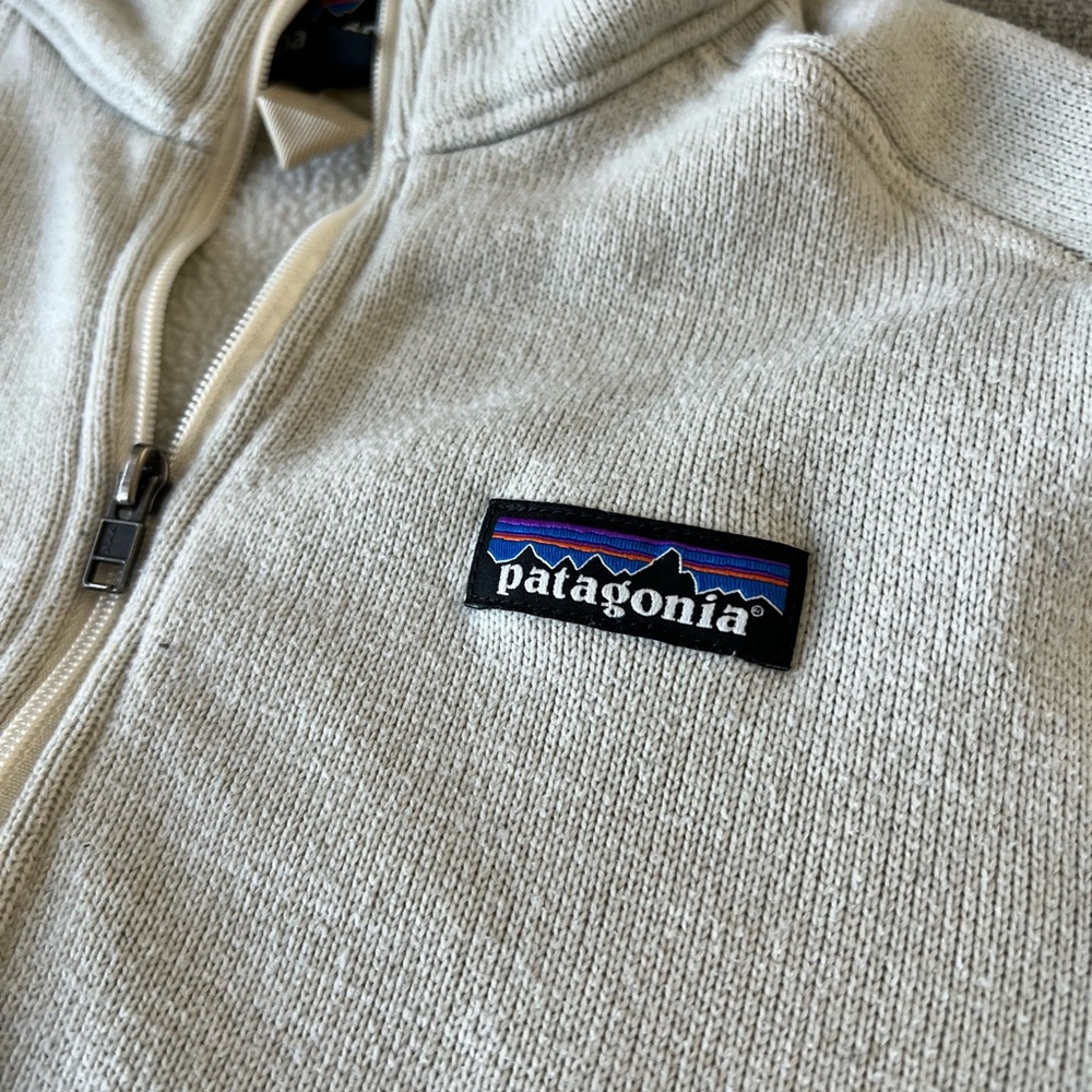 Patagonia Women’s Cream Sweater- S